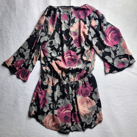 Lulu's What's Bloomin' Black Floral Print Romper Size Large - Picture 3 of 3